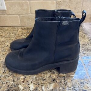 CAMPER Classic Black Leather Goretex Waterproof Side Zip Boots Booties Womens 39